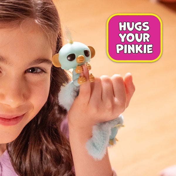 Fingerlings Pinkies - Collectable Animals in a  Capsule Blind Pack