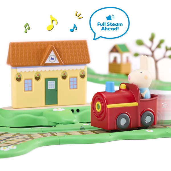 Peppa Pig Whizz Around Peppa Clickety Clack Train Set